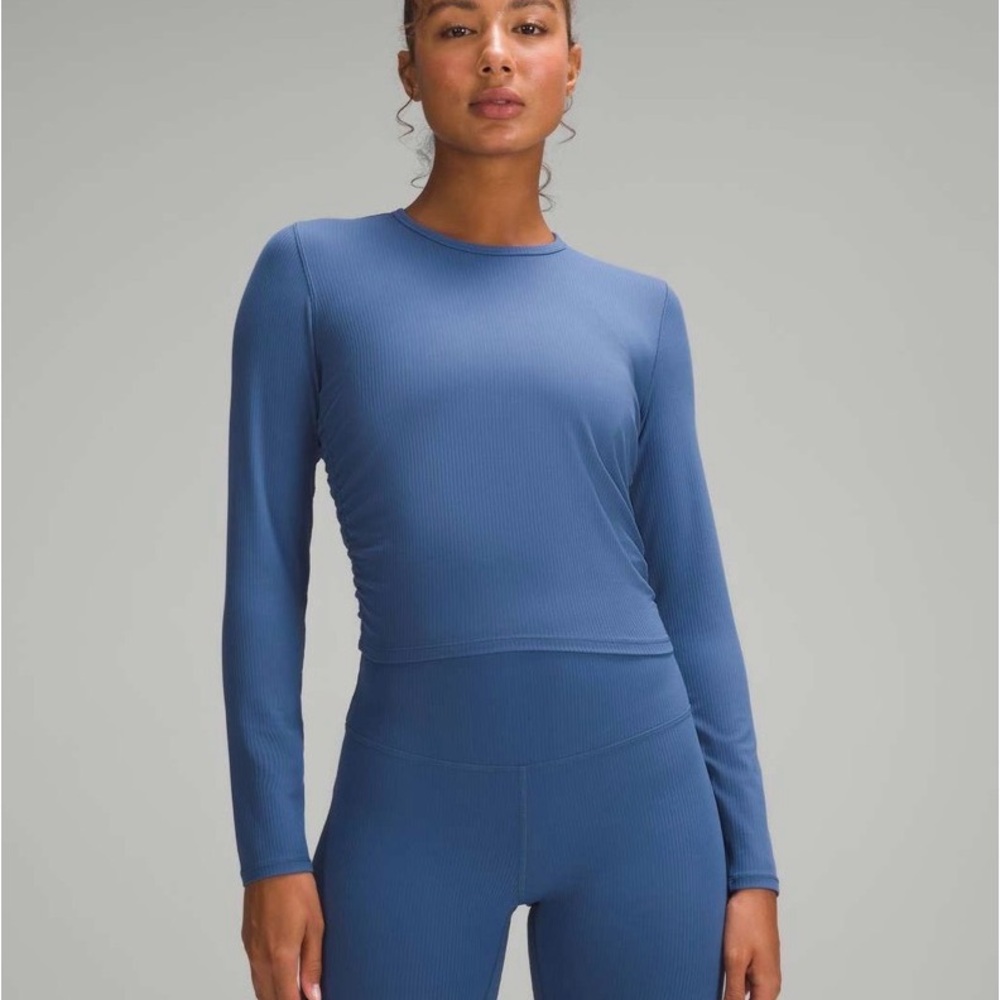 NWT Lululemon All It Takes Ribbed Nulu Long-Sleeve Shirt
Pitch Blue Size 6